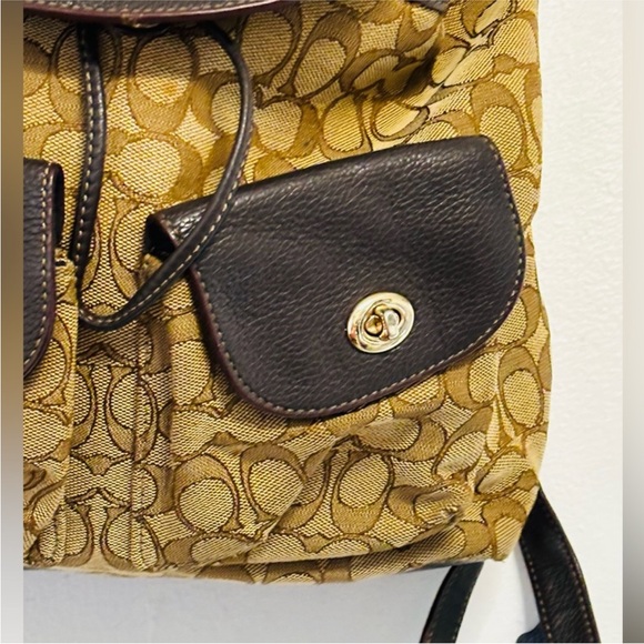 Coach Outline Signature Billie Backpack F30275 Khaki / Brown - Picture 4 of 10